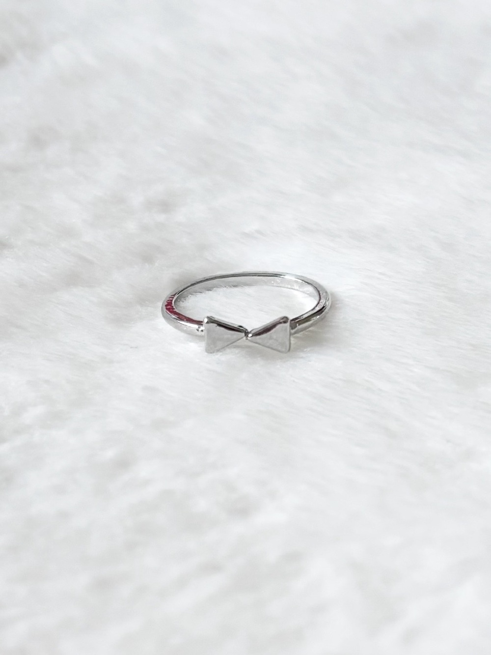 5/$15 🩷 MUST BUNDLE Silver Bow Accent Ring - Silver